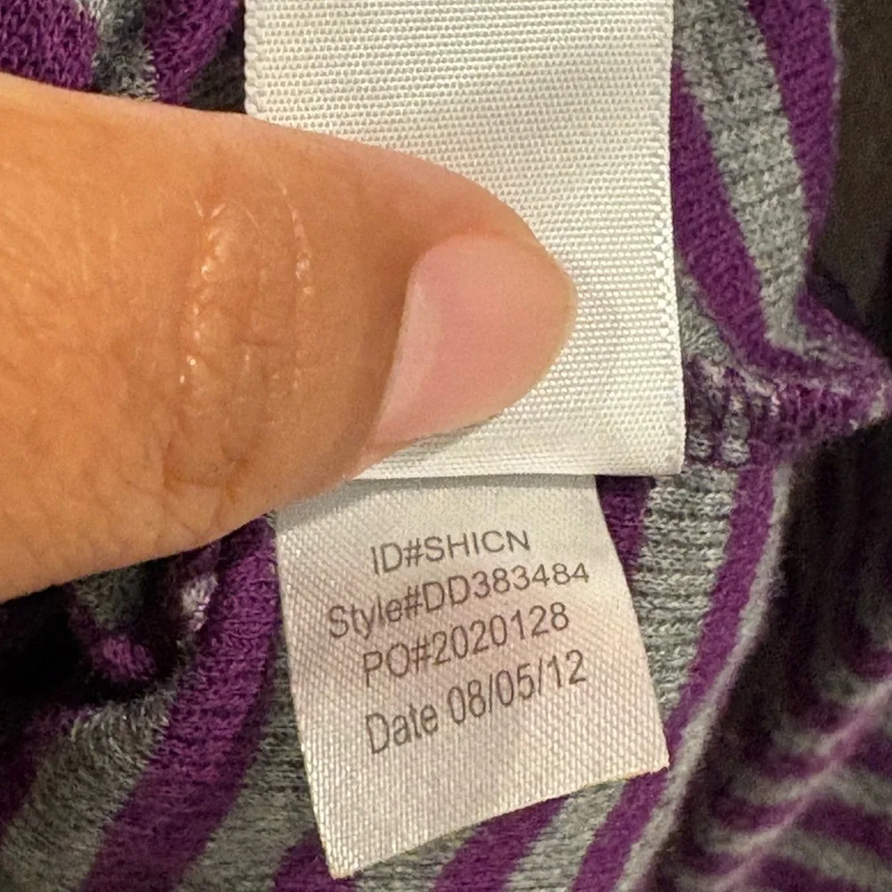 2-pc Disney’s Tinkerbell Purple and Gray Pajama Set Women’s Size Medium NWT 2012 - Picture 12 of 15